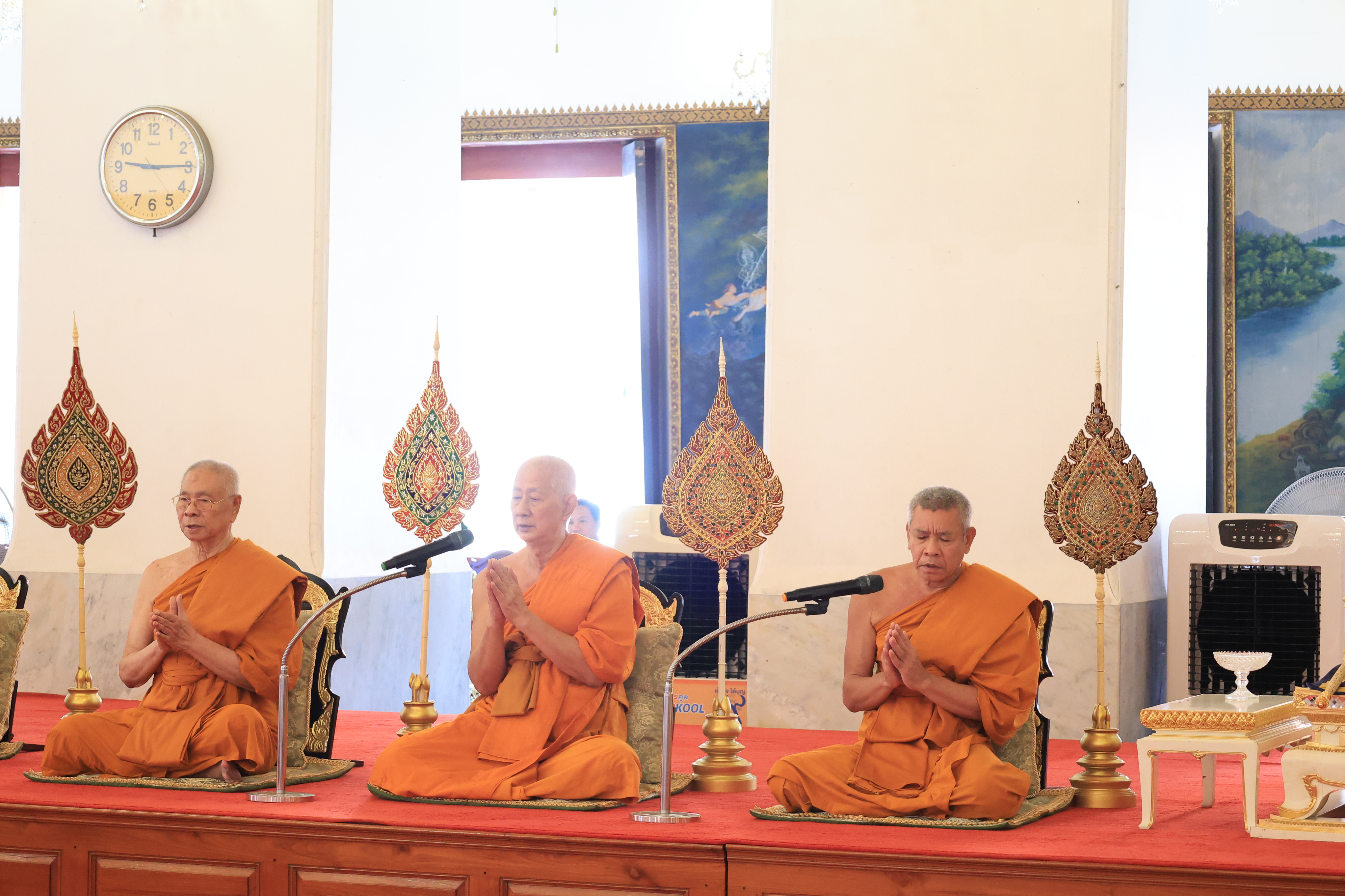 title - ส.ป.ก. ร่วมพิธีบำเพ็ญกุศลสตมวาร ครบ 100 วัน เพื่ออุทิศถวายพระราชกุศลแด่สมเด็จพระนางเจ้าสิริกิติ์ พระบรมราชินีนาถ พระบรมราชชนนีพันปีหลวง